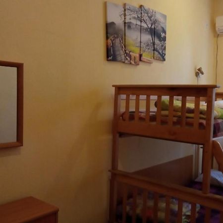 Vishnya Hostel Дніпро Екстер'єр фото