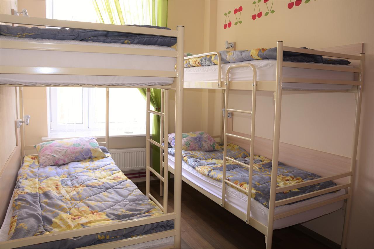 Vishnya Hostel Дніпро Екстер'єр фото