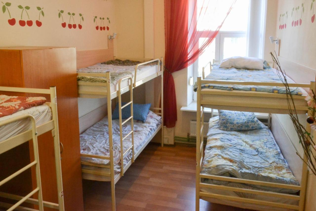 Vishnya Hostel Дніпро Екстер'єр фото
