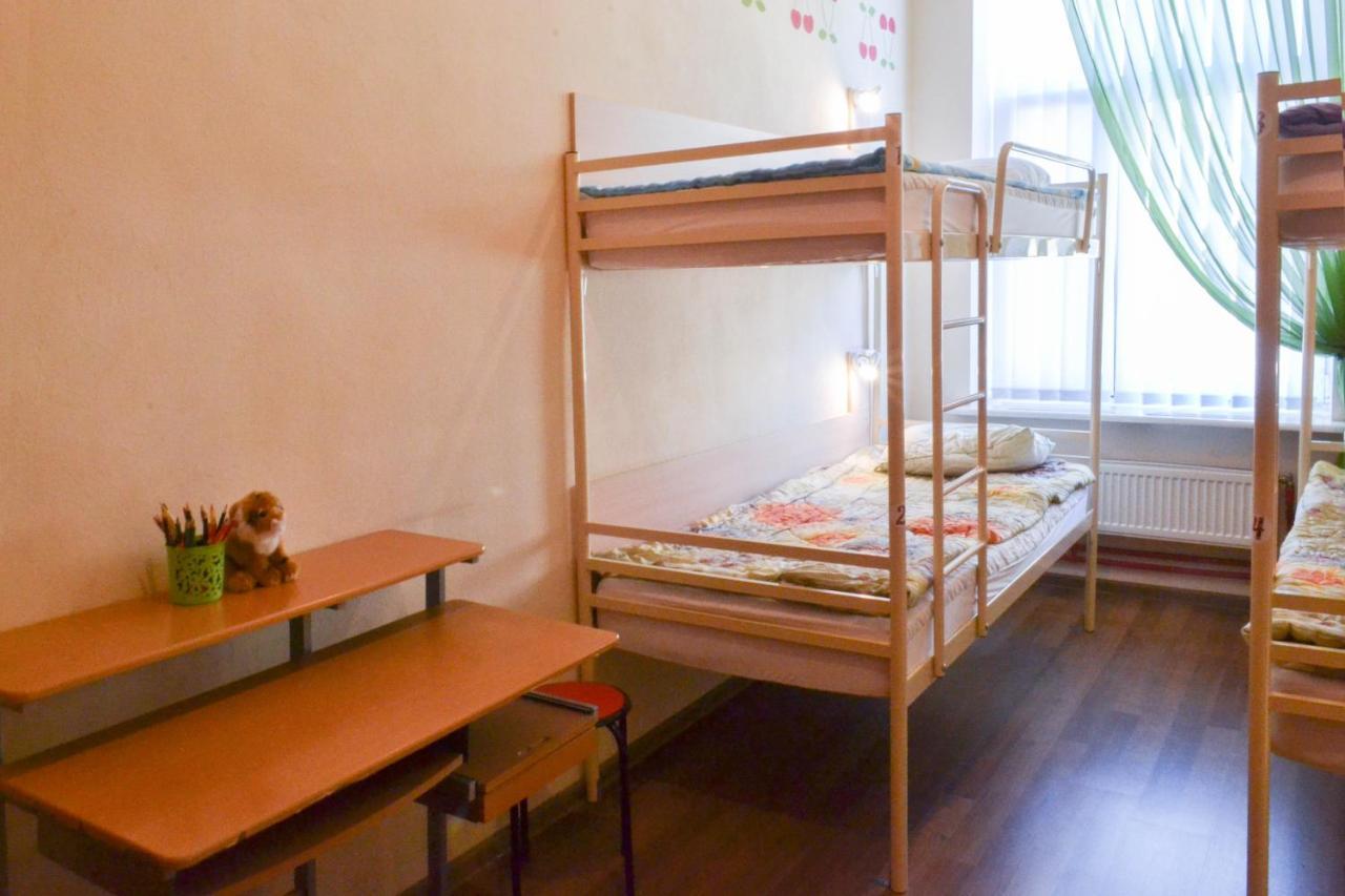 Vishnya Hostel Дніпро Екстер'єр фото